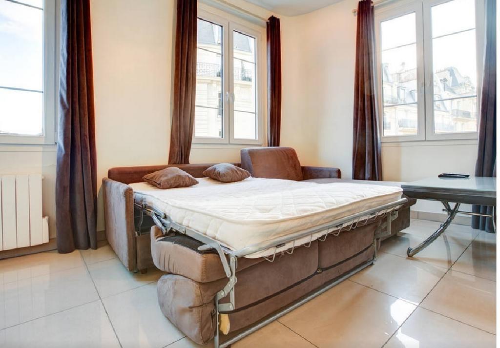 Apartment Notre Dame Bright Paris Room photo